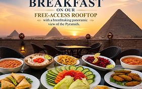 Hassan Pyramids Hotel & Free Access Rooftop & Airport Pickup